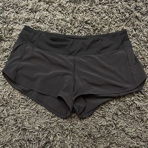 Lululemon speed up shorts mid rise